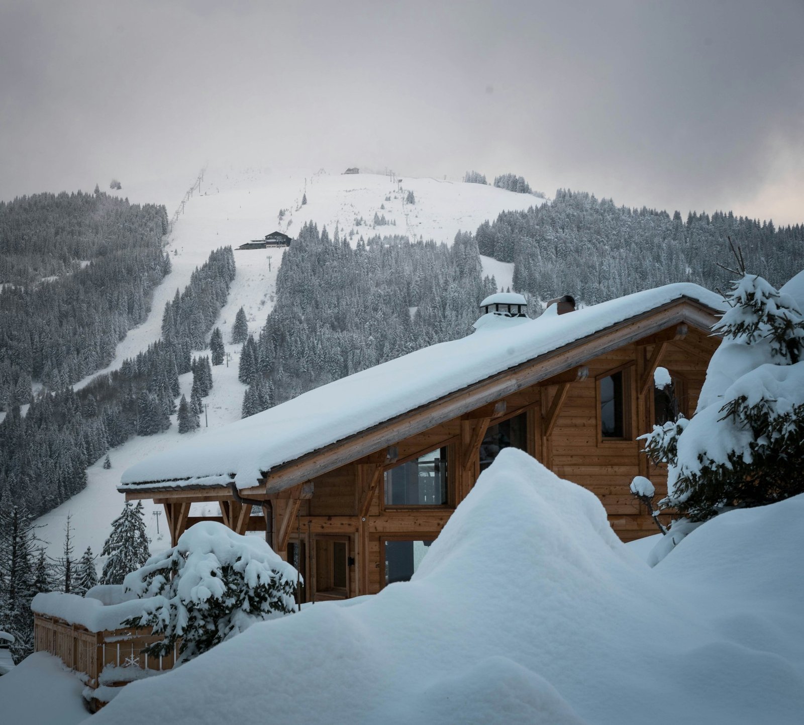 Chalet enneigé
